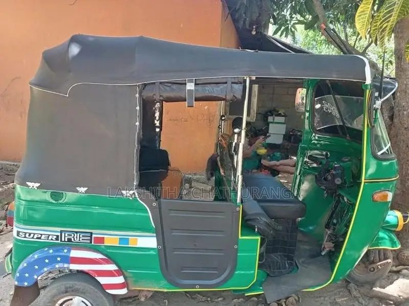 Bajaj RE 1995