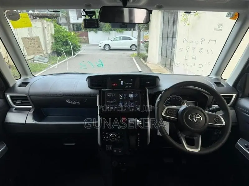 Toyota Roomy CUSTOM GT Turbo 2025