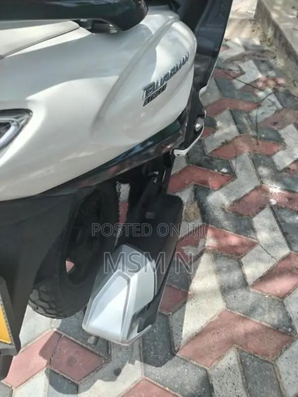 Suzuki Burgman 125 2019