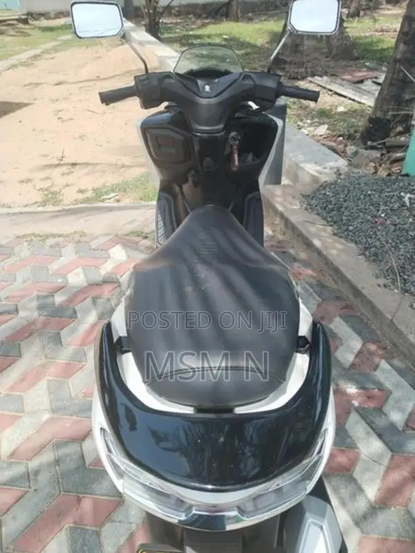 Suzuki Burgman 125 2019