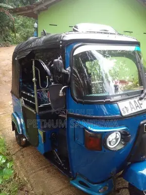 Bajaj RE 2012
