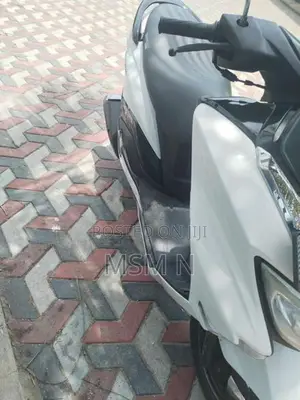 Suzuki Burgman 125 2019