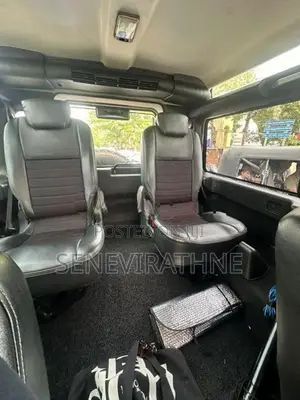 Land Rover Defender 90 1987