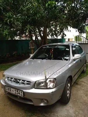 Hyundai Accent 2001