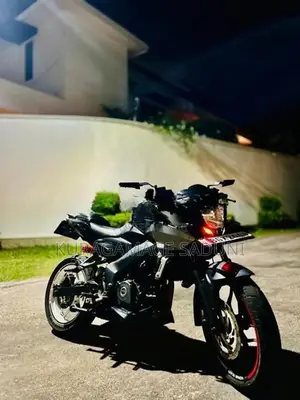 Bajaj Pulsar NS200 2018