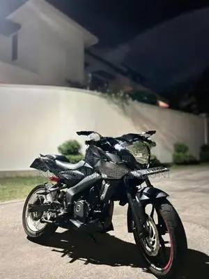 Bajaj Pulsar NS200 2018