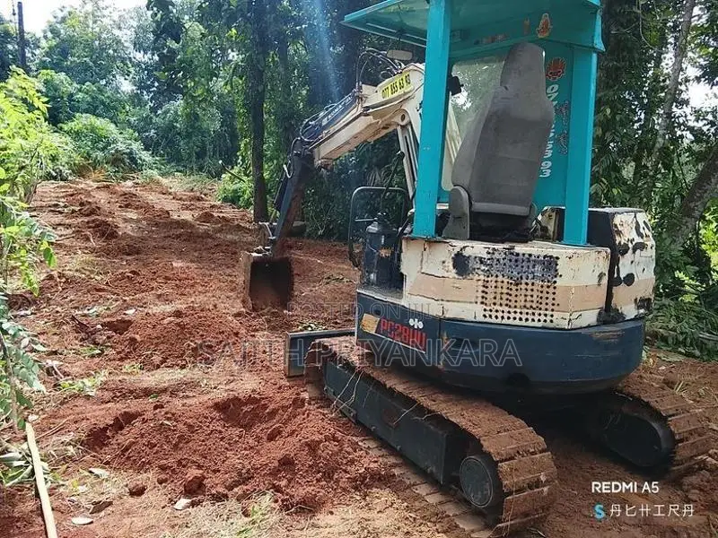 Komatsu EX28UU