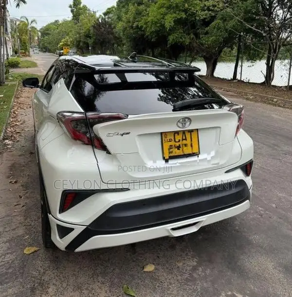 Toyota CHR NGX50 2017