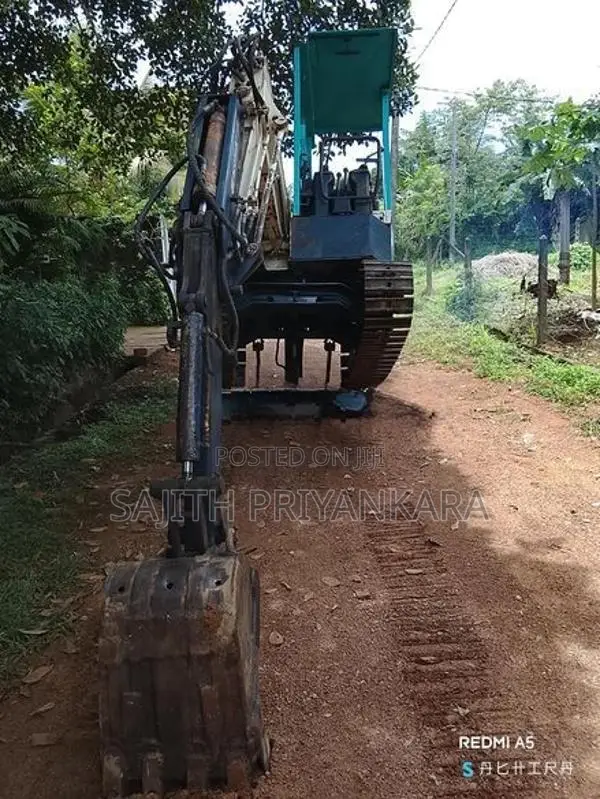 Komatsu EX28UU