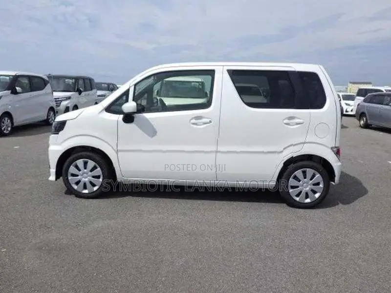 Suzuki Wagon R ZL 2026