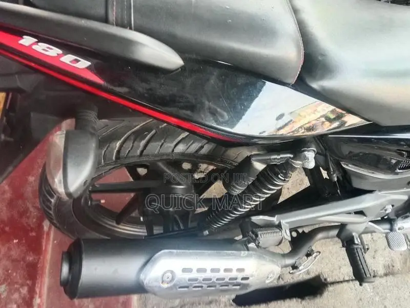 Bajaj Pulsar 150 2011