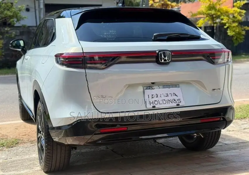 Honda Vezel Z Play Moonroof 2026