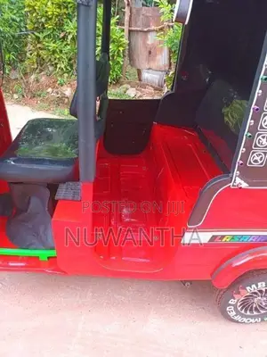 Bajaj RE 2 Storke 2005