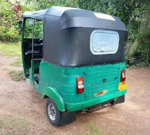 Bajaj RE 2015
