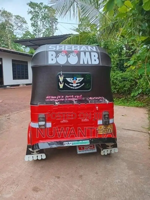 Bajaj RE 2 Storke 2005