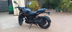 Bajaj Pulsar N160 Premium 2025