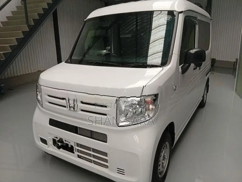Honda N-Box 2024