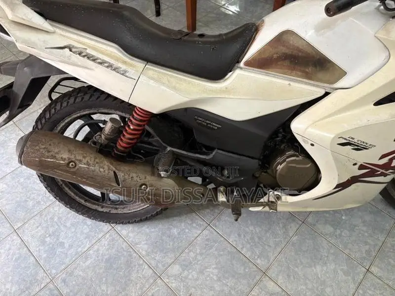 Hero Karizma 2012