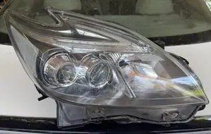 Toyota Prius Head Light LED