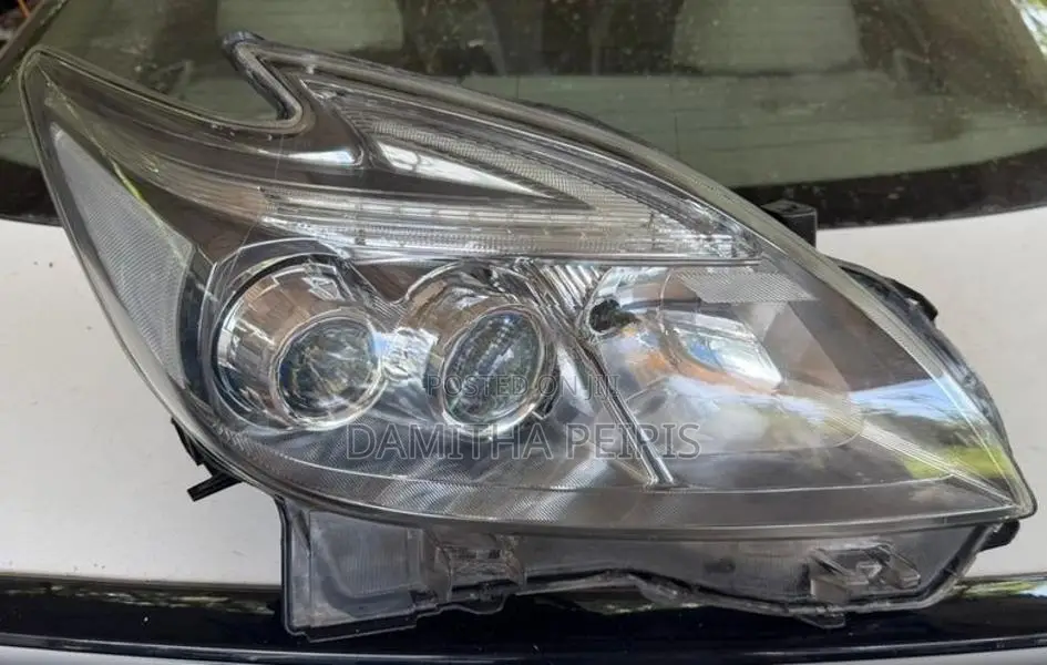 Toyota Prius Head Light LED