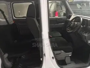 Honda N-Box 2024