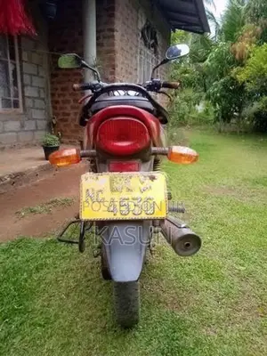 Bajaj Platina 100 100es 2016