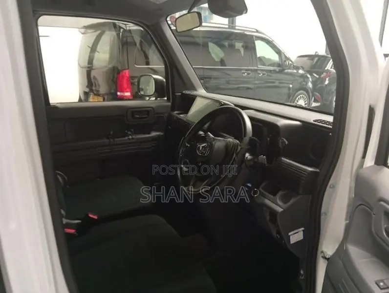 Honda N-Box 2024