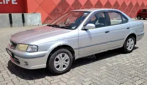 Nissan Sunny 2001