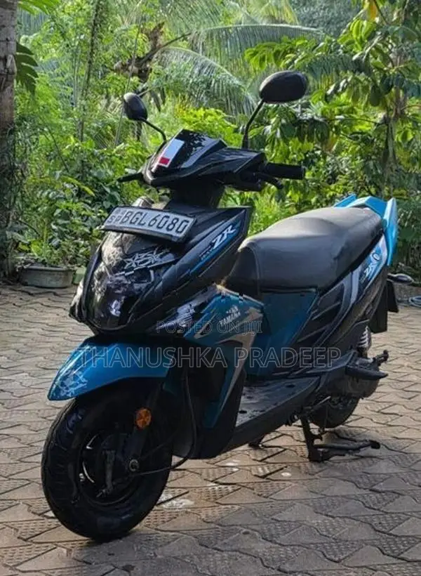 Yamaha RayZR 2018