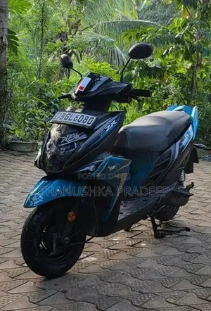 Yamaha RayZR 2018