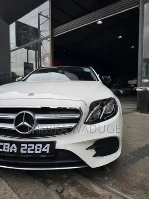 Mercedes Benz E200 AMG 2018