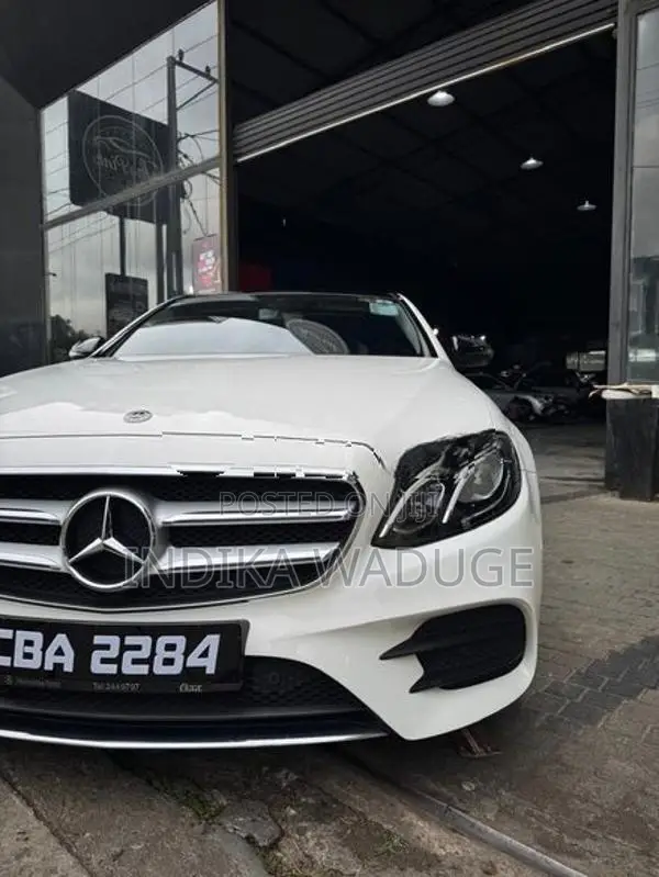 Mercedes Benz E200 AMG 2018
