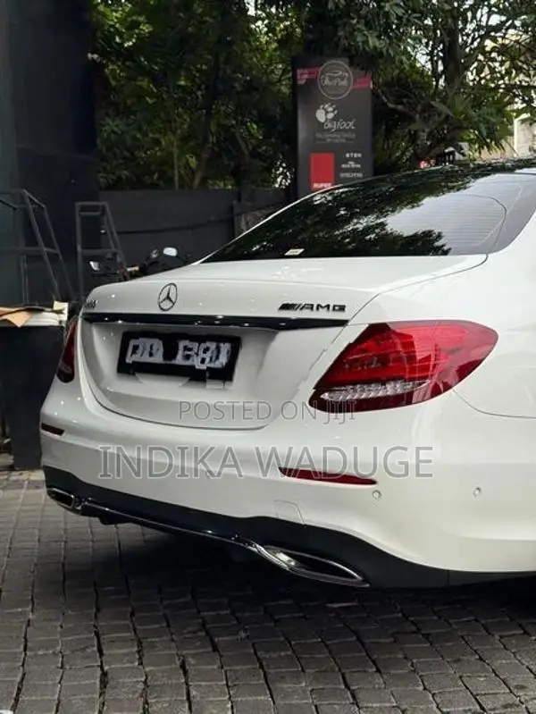 Mercedes Benz E200 AMG 2018
