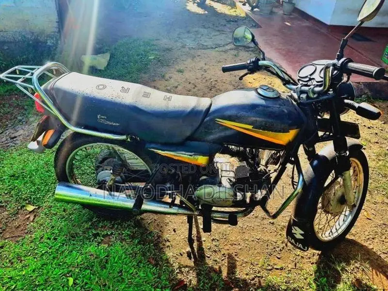 Hero CD 100 2006
