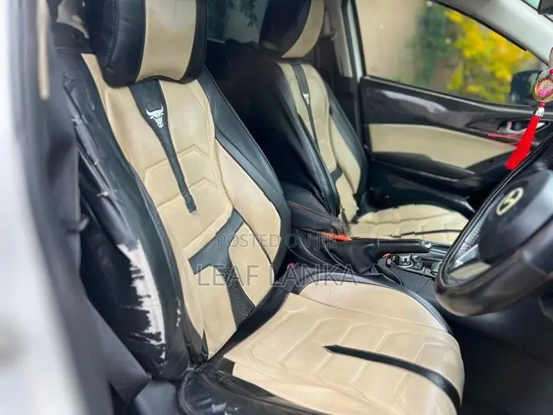 Mazda Axela SKY ACTIVE 2013