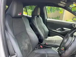 Toyota Yaris Cross GR Sport 2023