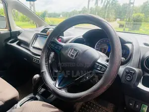 Honda Fit GP1 2013