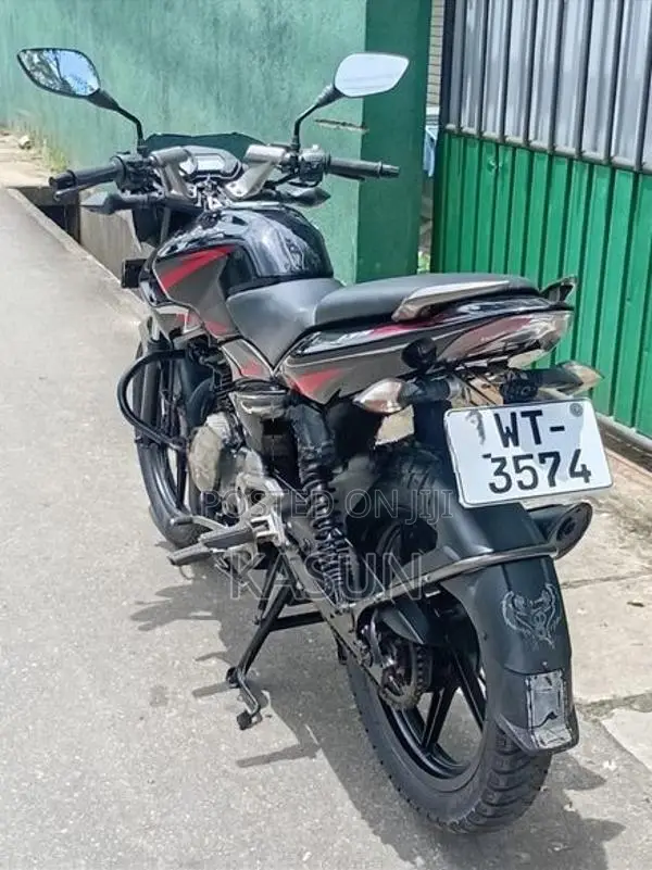 Bajaj Pulsar 135 2011