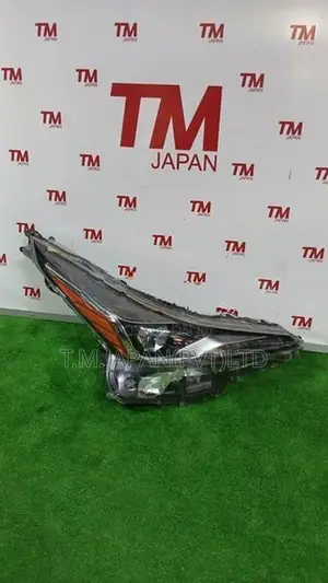 Toyota Prius 51 Head Light