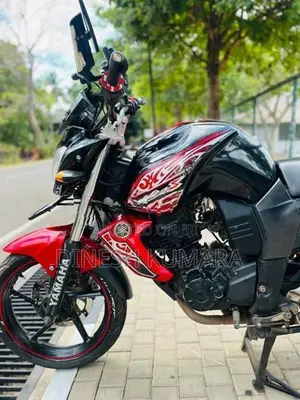 Yamaha FZ S 2014