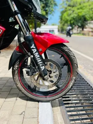 Yamaha FZ S 2014