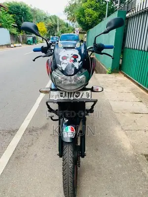 Bajaj Discover 2015