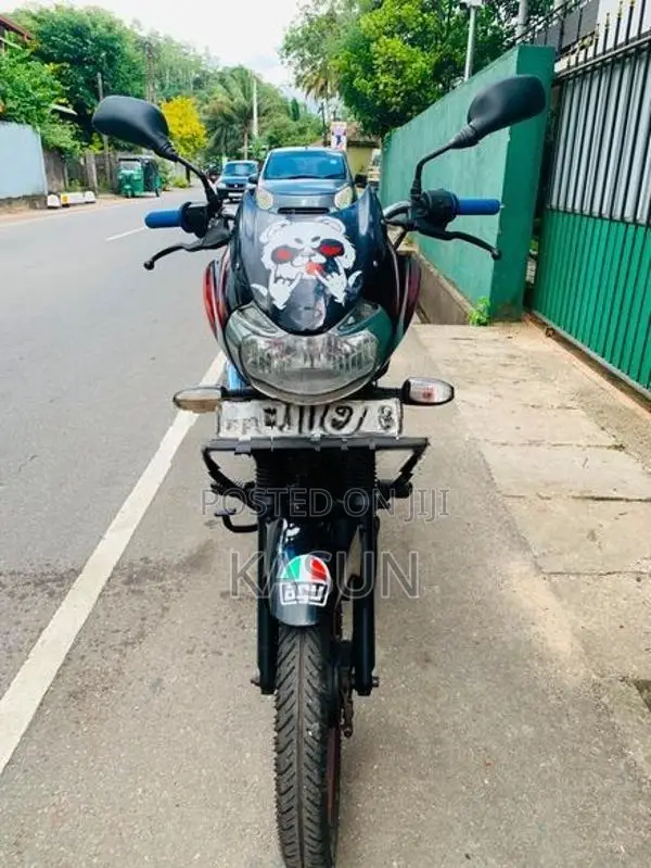 Bajaj Discover 2015