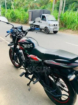 Bajaj Discover 2015