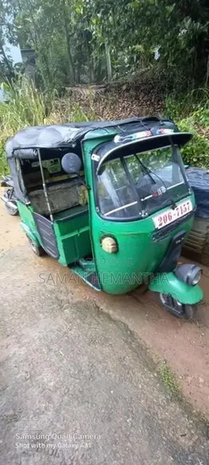 Bajaj RE 206-7157 1999