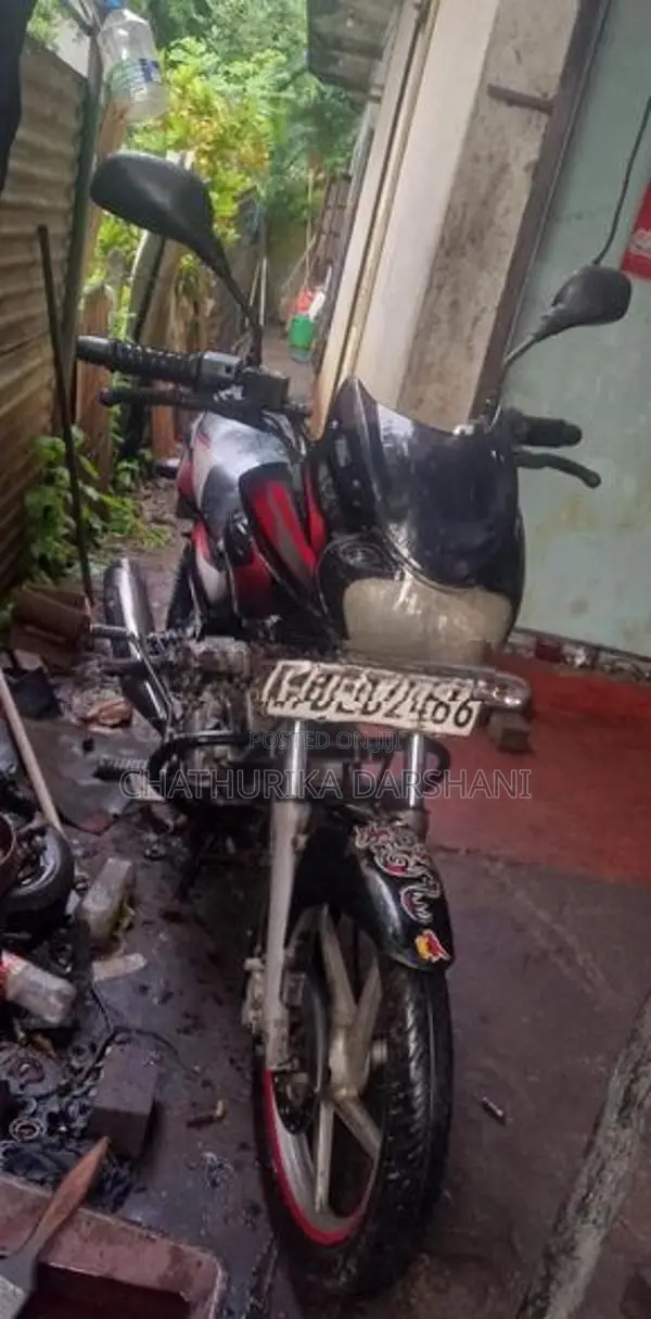 Bajaj Discover 125 2016