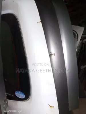 Nissan Caravan E25 Door