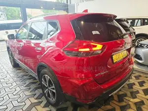 Nissan X-Trail 7 Seater Petrol 2017