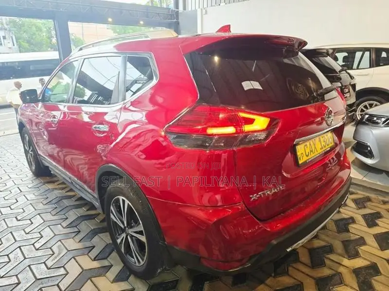 Nissan X-Trail 7 Seater Petrol 2017