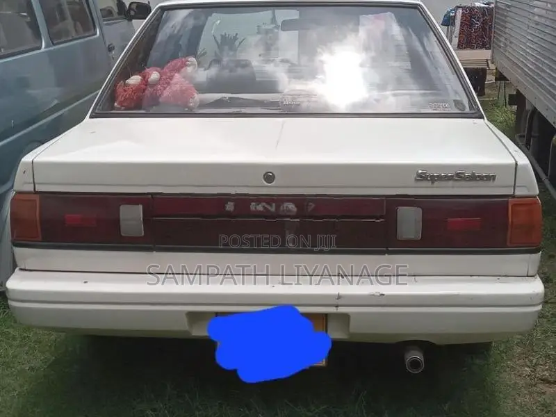 Nissan Sunny 1984